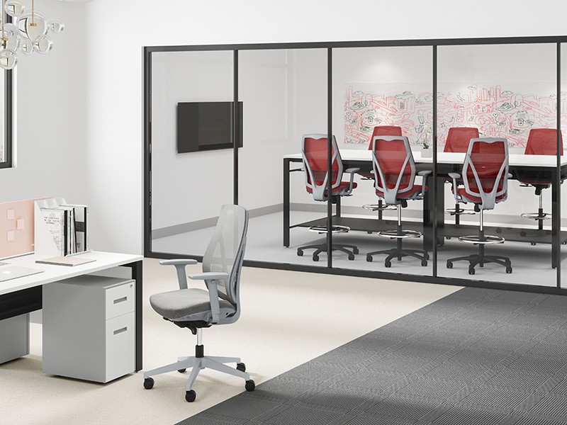 2 - Workspace with Verta Task Chair_MT05_NW36 and Verta Task Stool_MT02_NW16